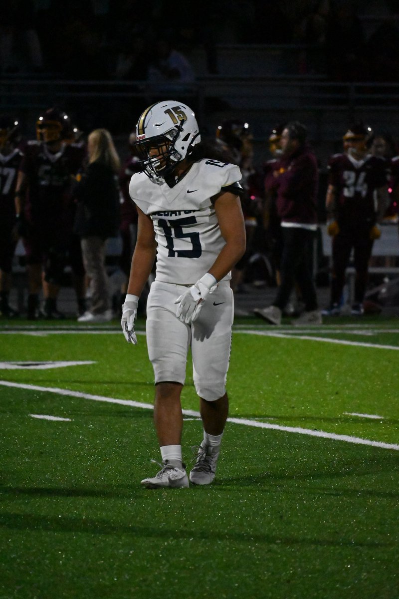 Blessed to receive 1st team Linebacker🙏 <a href="/CoachMattDHS/">Matthew Vaeena</a> <a href="/CoachUso/">Uso Olivé</a>