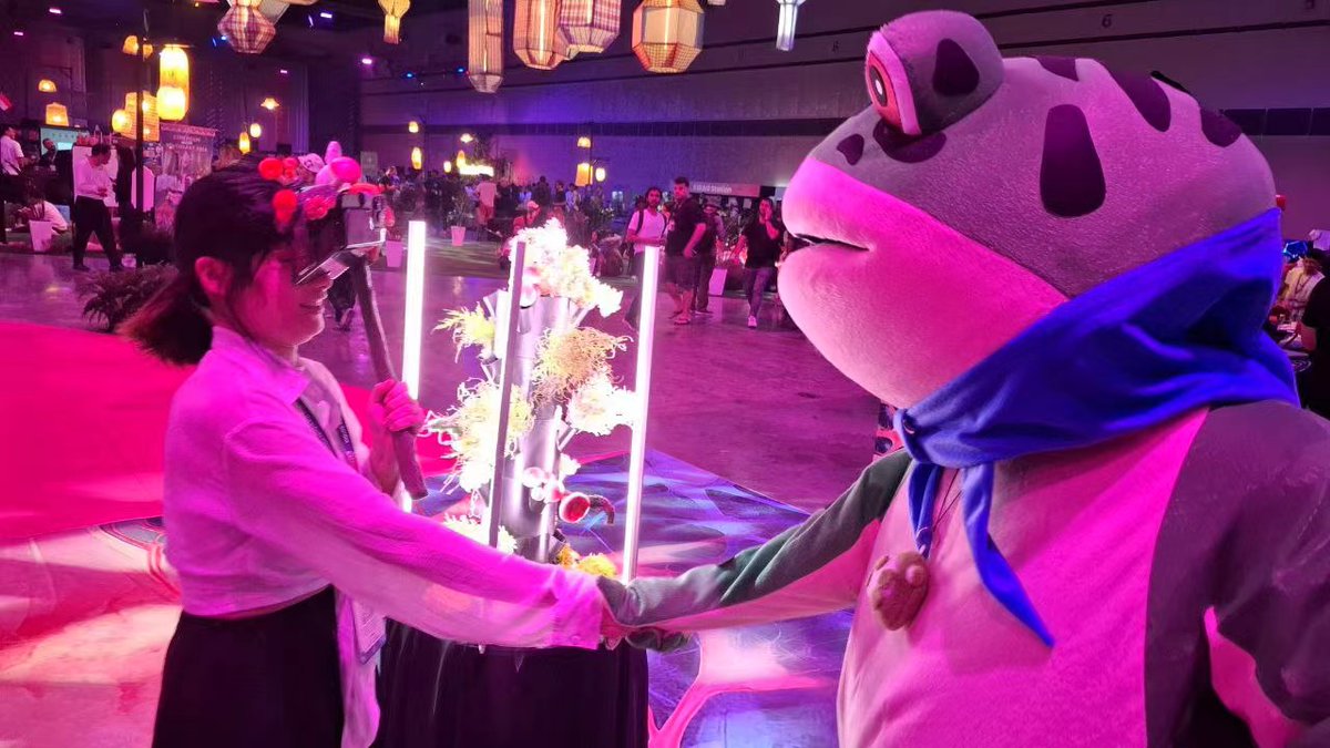 reality design lab tweet media