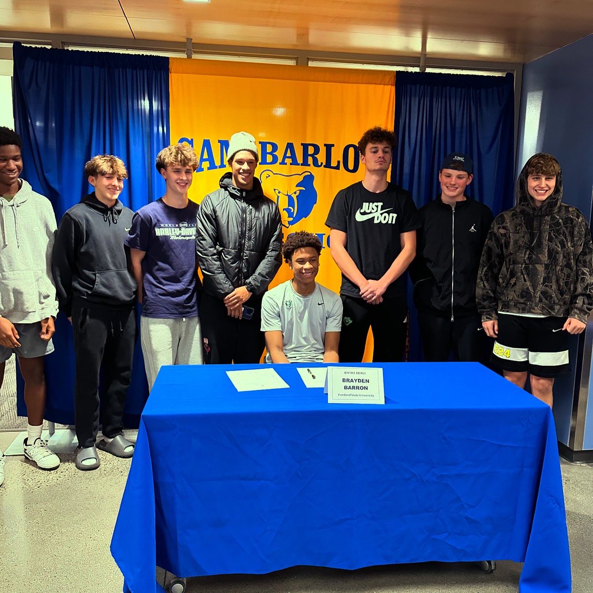 Barlow Bruins Boys Basketball🏀 (@barlow_hoops) on Twitter photo Congratulations to senior <a href="/BarronBrayden/">Brayden Barron</a> on signing today with <a href="/psuviksMBB/">Portland State Men’s Basketball</a>! #GoBruins Congratulations to senior <a href="/BarronBrayden/">Brayden Barron</a> on signing today with <a href="/psuviksMBB/">Portland State Men’s Basketball</a>! #GoBruins