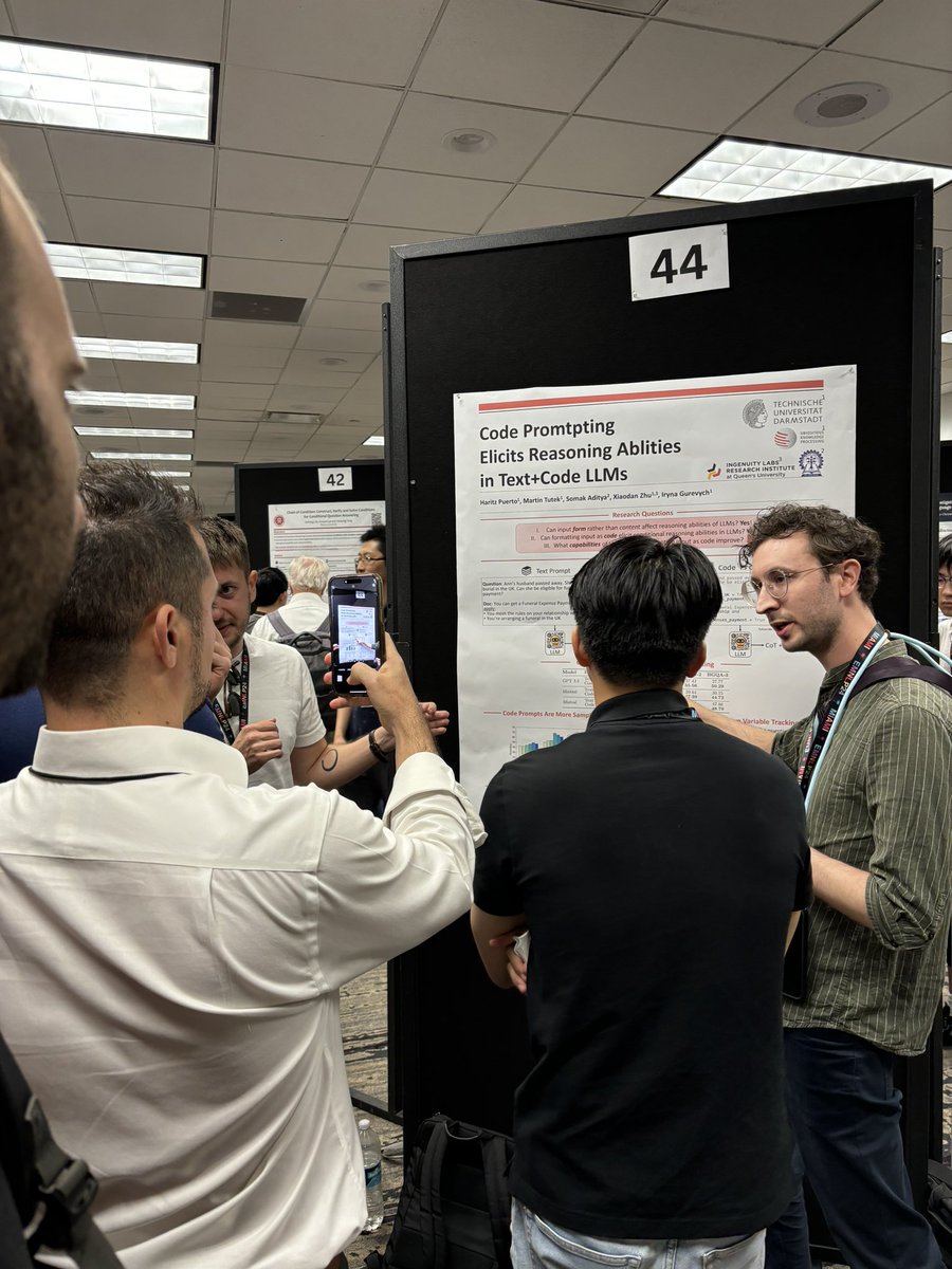 somakaditya's tweet photo. #CodePrompting generated a lot of buzz. #EMNLP2024 https://t.co/gtqOOeRwy2