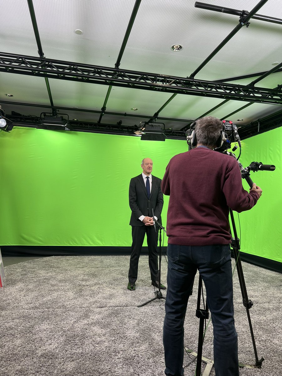 And we are ready. Full year and q4 results. A big thank you for all the great preparation. We all love an early start ⏰