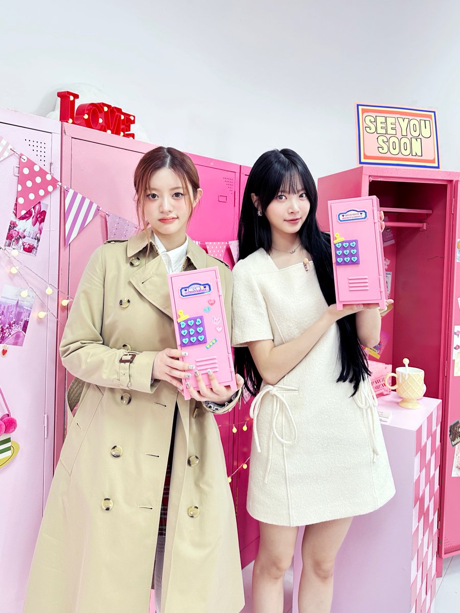 💝민주의 핑크 캐비닛 첫 번째 손님
르세라핌 홍은채💛

은채의 슈퍼리얼한 가방 속이 궁금하다면?
오늘 저녁 7시 최초 공개🌟
▶️youtu.be/Jk8yGDw0IDA

#민주의핑크캐비닛 #Studiok #민주
#르세라핌 #LE_SSERAFIM #홍은채 #HONGEUNCHAE