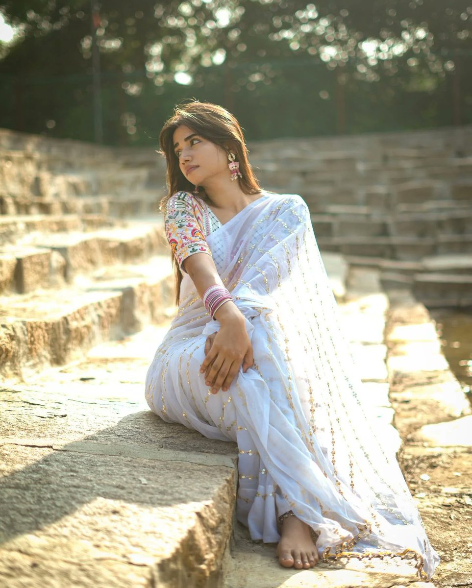 NHeroines's tweet photo. Gorgeous Girl Miss @_simran__mahi_
#SimranMahi #Heroine #KannadaActress #KannadaCinema #KannadaHeroines #NammaHeroines https://t.co/Zc7fY56FcT