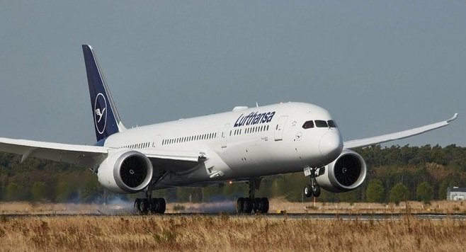 Altitudethrills's tweet photo. Lufthansa Group has announced its comprehensive summer 2025 schedule, featuring over 12,000 weekly flights to more than 300 global destinations, underscoring its commitment to connectivity and travel flexibility. https://t.co/0iznZQ8UAE