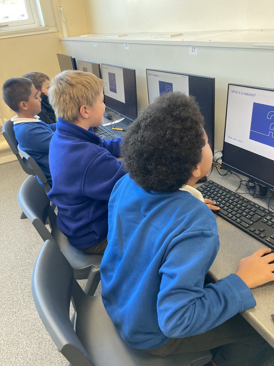 latimerprimary's tweet image. #ClassVC have started a new ICT unit all about webpage creation. What do you think makes a good webpage? #LatimerICT