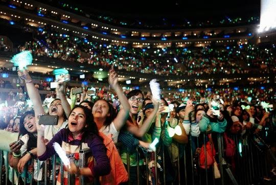 krlh_byunguk's tweet photo. ¡Miren! @RicardoBSalinas @Gsalinaspliego @jmazpiroz
Esta fue la Arena CDMX en 2014 por SHINee(!!!!). En 2024 con tremendo solista... SOLO IMAGINEN 
#TAEMIN #ArenaCDMXForTaemin  #BancoAzteca @HFT_official_ @BancoAzteca @bpmentofficial @TAEMIN_BPM @ArenaCdMexico  @SHINee_Mexico https://t.co/v1uBS1mSbM