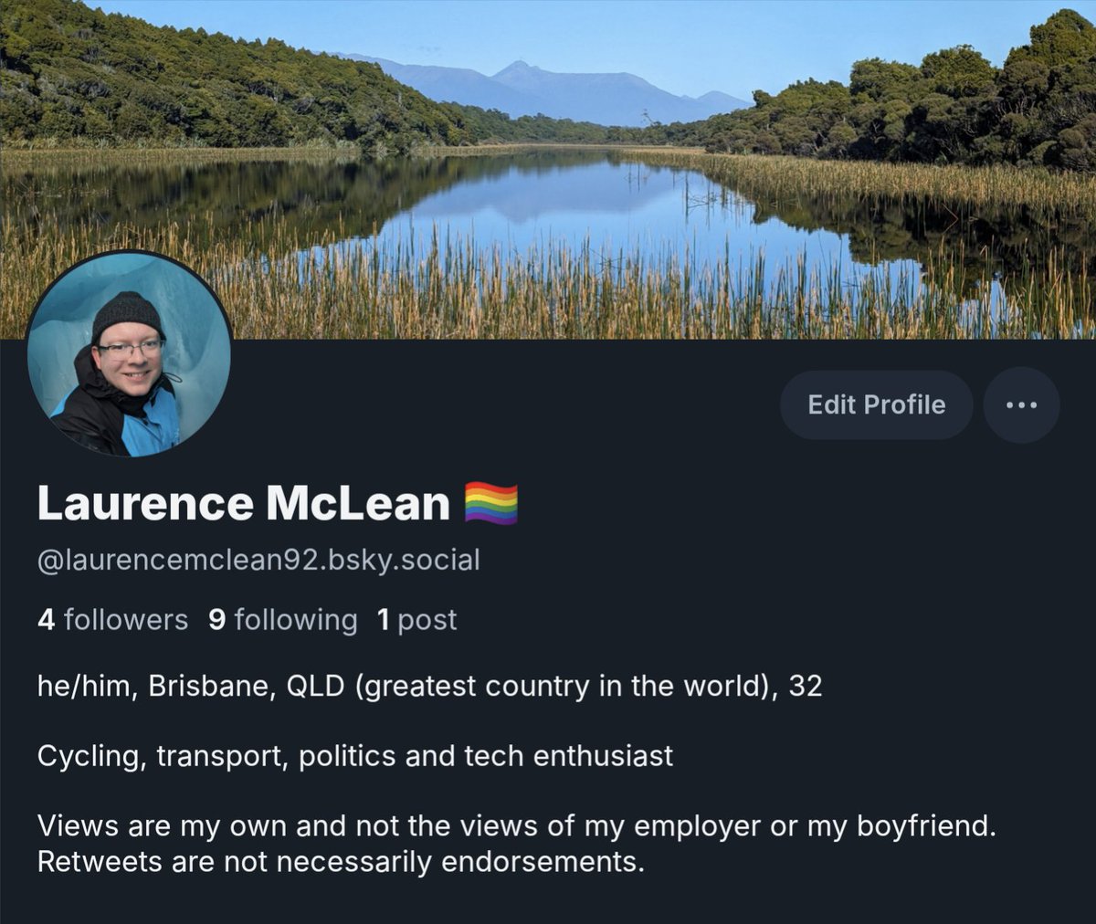 laurence_mclean's tweet photo. Appears as though the great migration is on https://t.co/927OoTo9dU