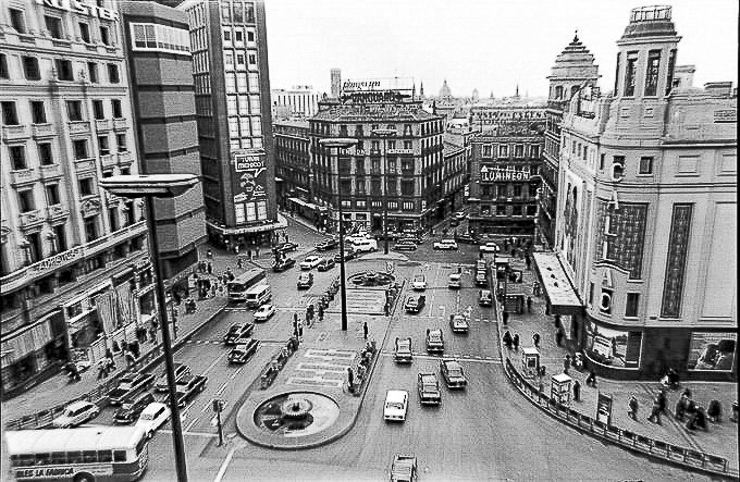 Vista de la madrileña Plaza del Callao en los años 70.