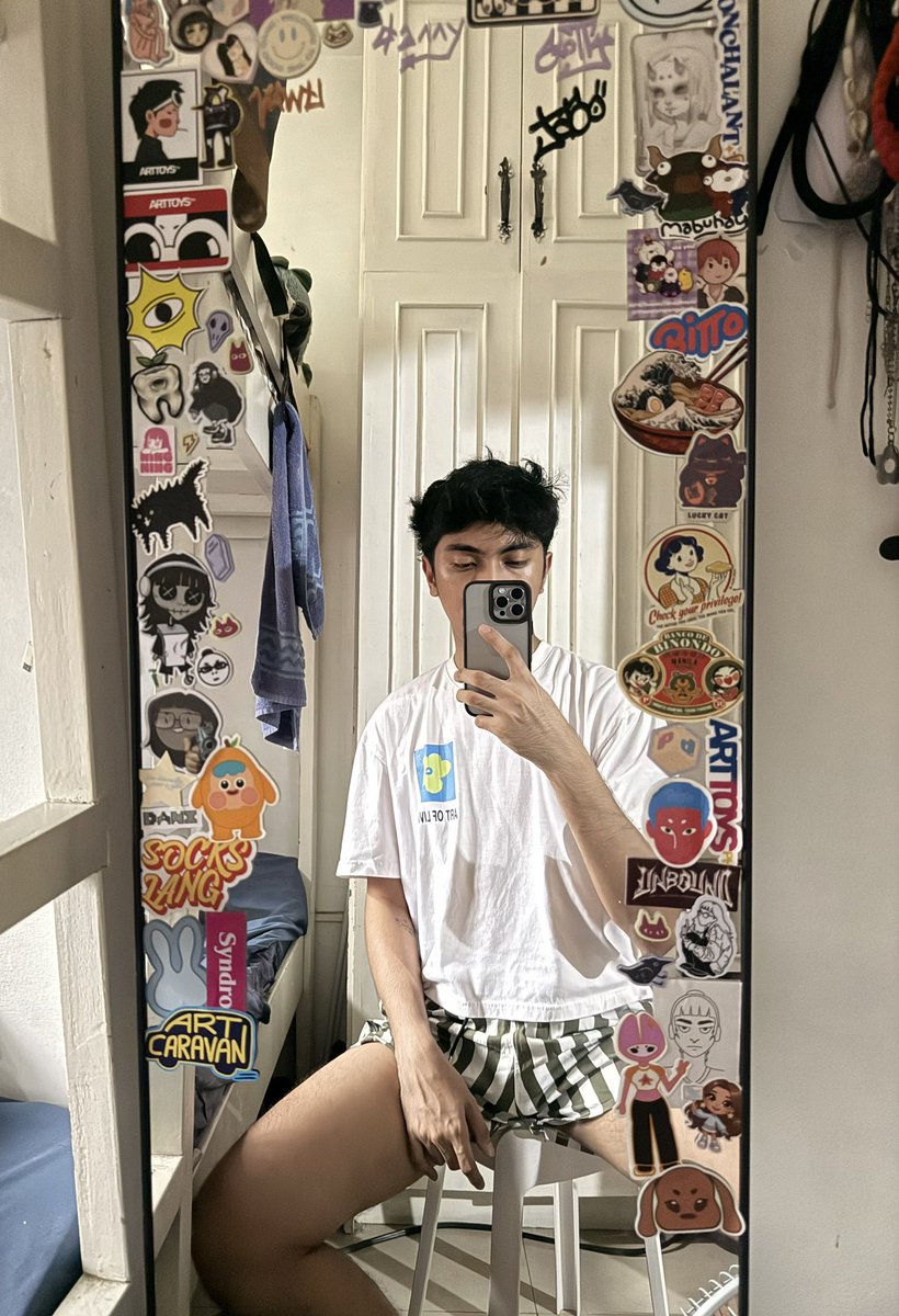 chrlcorre's tweet photo. Got some cool mirror https://t.co/EUIA5c1SKk