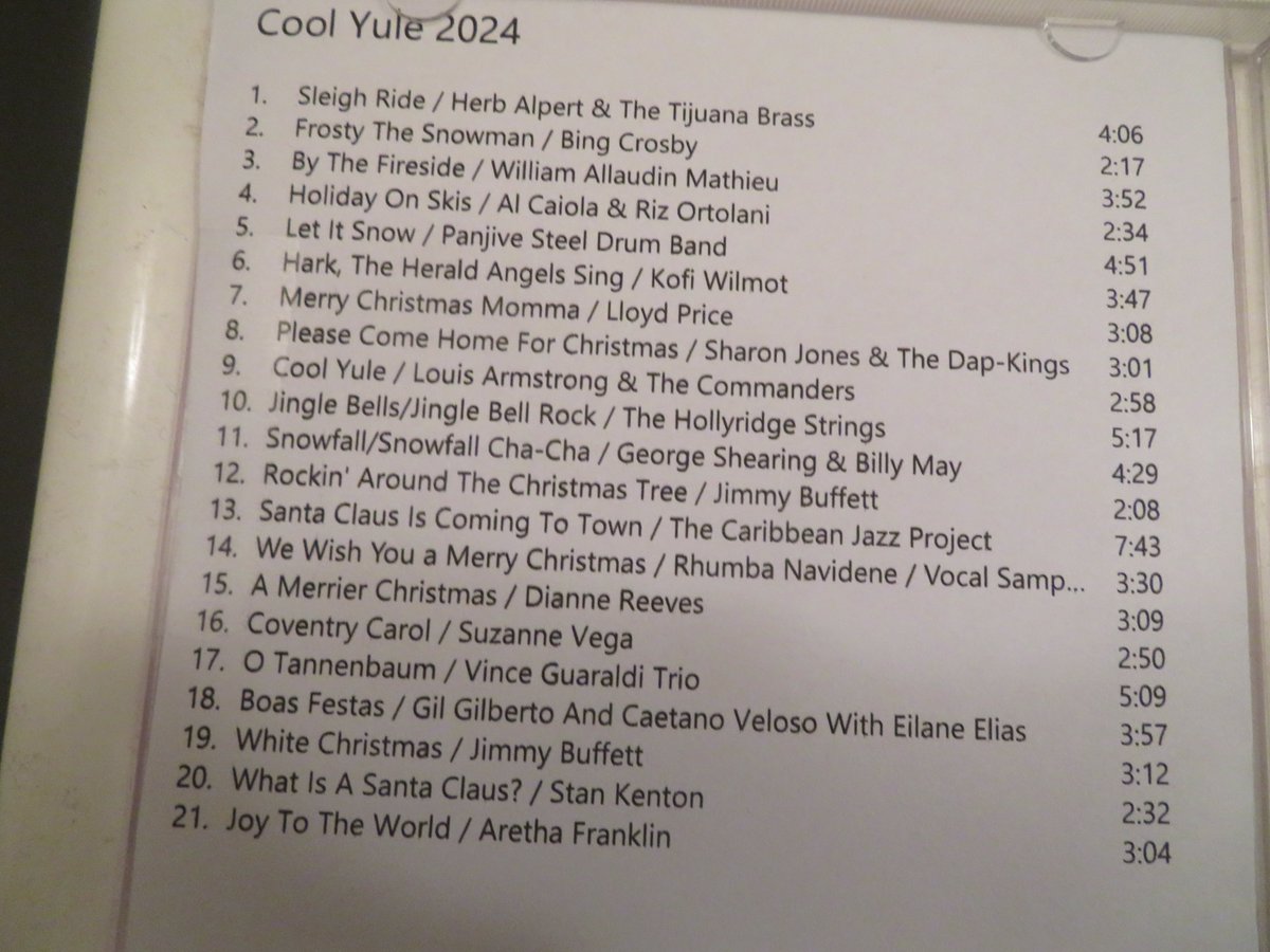 djtrishm's tweet image. Well here it is my annual Christmas mix! this years title Cool Yule! #christmasmusic #cdmix #mixcd #mixtapeculture