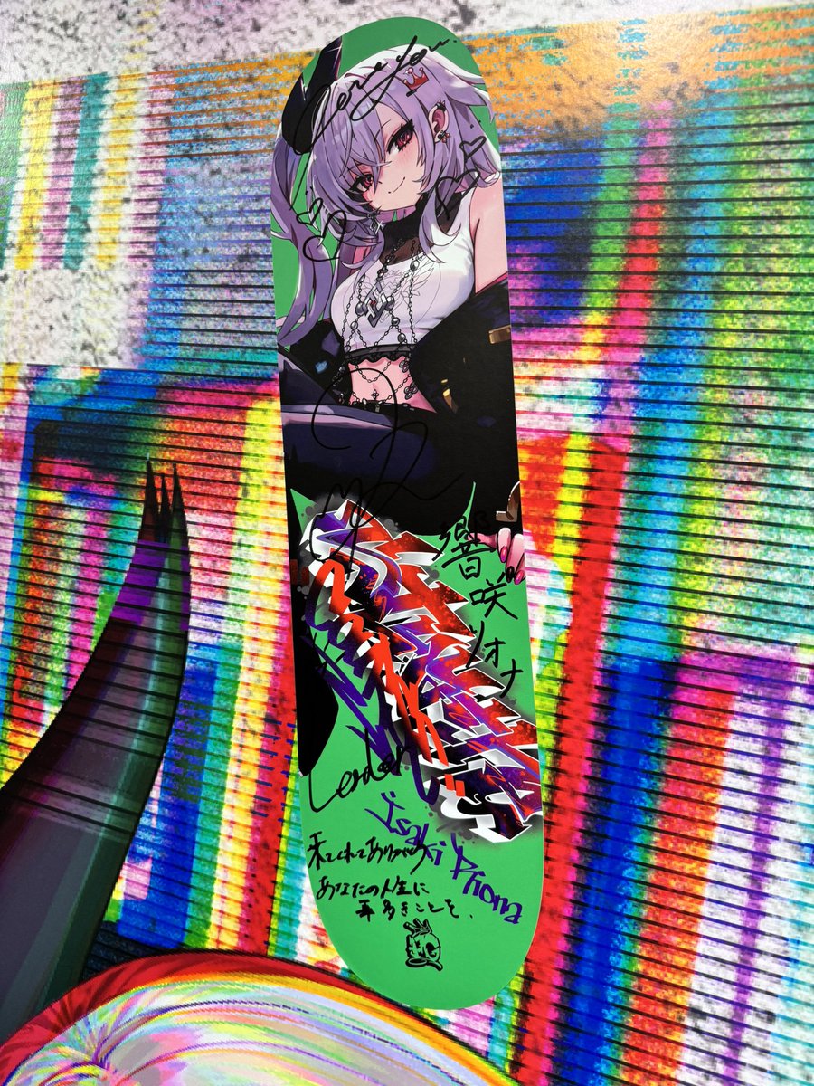 並んで無かった理由はロンTが既に売り切れだった（ ߹꒳߹)今日は購入