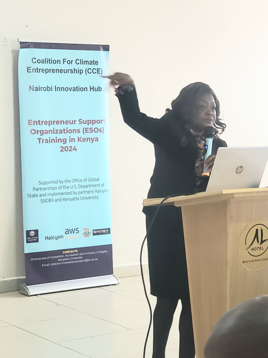 ChandariaCenter's tweet photo. Ann Aoko of Kenya Development Cooperation makes a presentation during the Entrepreneur Support Organizations Training in Kenya, 2024@kenyattauniversity @halycon https://t.co/mGAdtfpFSO