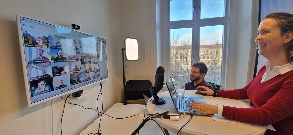 🍃Tack till alla som deltog i vårt storregionala nätverk för laddinfrastruktur på temat krisberedskap och upphandling! Tack till Klara Werner från vår medlem Åtvidabergs kommun som delade med sig av sina erfarenheter från en tjänstekoncessionsupphandling för laddinfrastruktur.