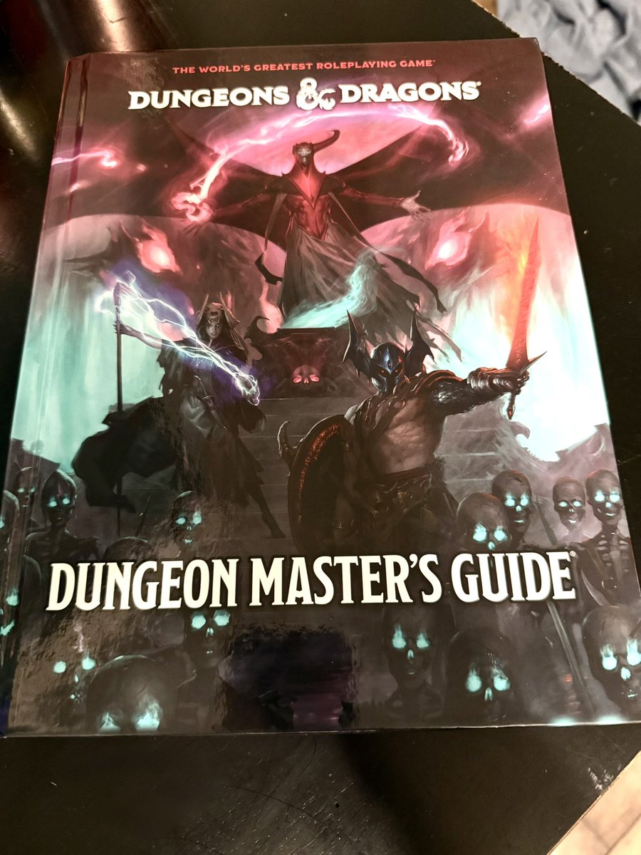 Hardman's tweet image. Another day, another Dungeon Master’s Guide! (+ Warduke!)
At a time when reality is so depressing, this may be the perfect escape into fantasyland many of us need.
We’ve been rolling too many critical failures lately.
#dungeonsanddragons #dnd #dungeonmastersguide