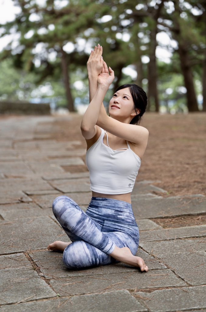 Sora_flyactor's tweet photo. 更新したいデータが沢山
みんな楽しみに待っててね🫶
#easyoga さん新作撮影でした🧘♀️🤍
#ヨガウェア #スポーツウェア #スポーツブランド #バレーボール女子 #トレーニングウェア #バレーボールウェア #アパレルモデル #サロンモデル撮影 #yogaware #sportsware #ランウェイモデル #1日店長 #いいね https://t.co/bjLgH7LpfB