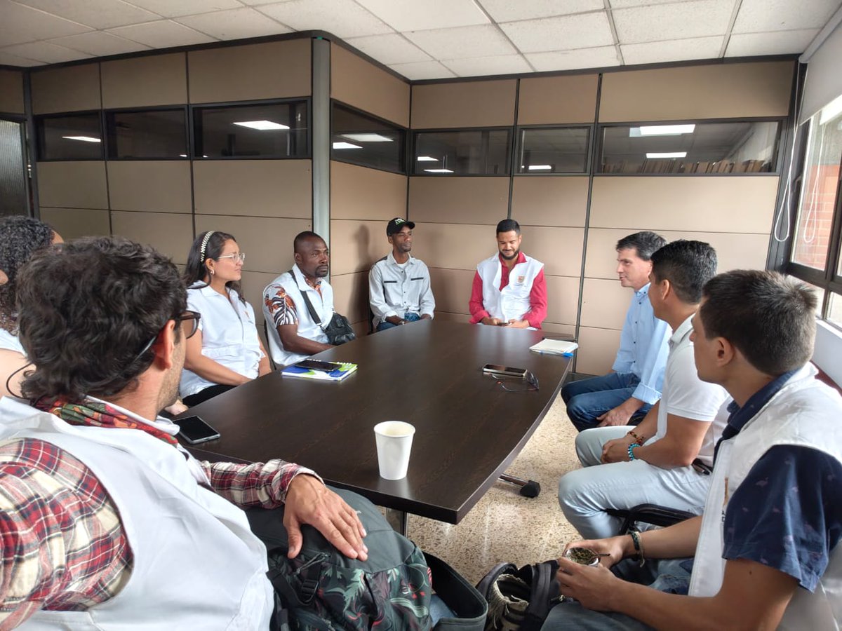 Plan Jarillón de Cali tweet media