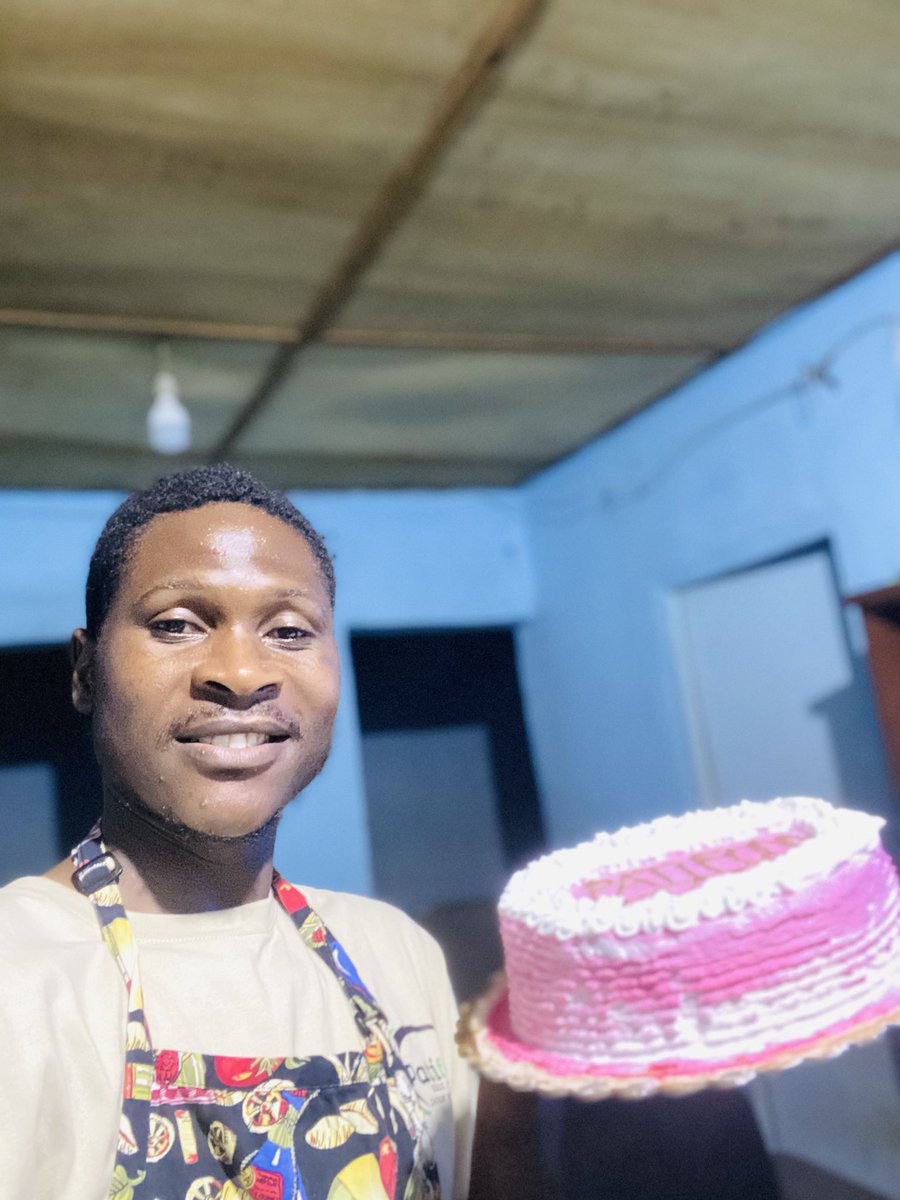 patifood243's tweet photo. Faites-vous livrer un gâteau pour vos anniversaires et mariage, nous livrons partout à Kinshasa☑️☑️ @patifood243 +243819245443 @MyriamLunzeya @Receveur_X @Past243 @judaa243 https://t.co/jdStrIE1bv
