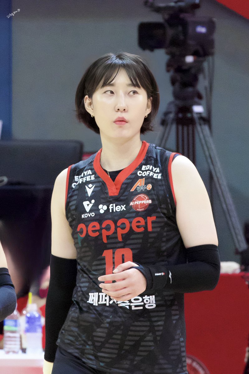 241113 #박정아 

억수로동글동글 🌀🏐