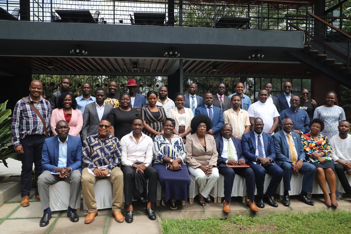 NPA_UG's tweet image. Today, we engaged with representatives from the domains of the creative industry on the potential of the creatives to drive socio-economic transformation and key interventions for #NDPIV
@mofpedU , @Mglsd_UG 

#PlanningForDevelopment