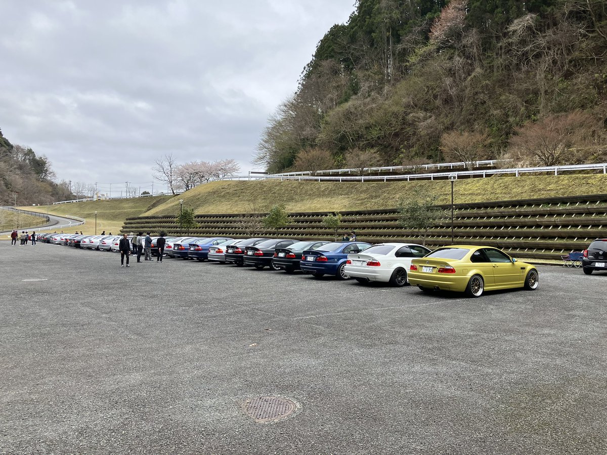 1回目と2回目の雰囲気はこんな感じです。
ゆるりと並べて話せればいいな〜と☕️
開催するならエントリーフォーム作ると思います。