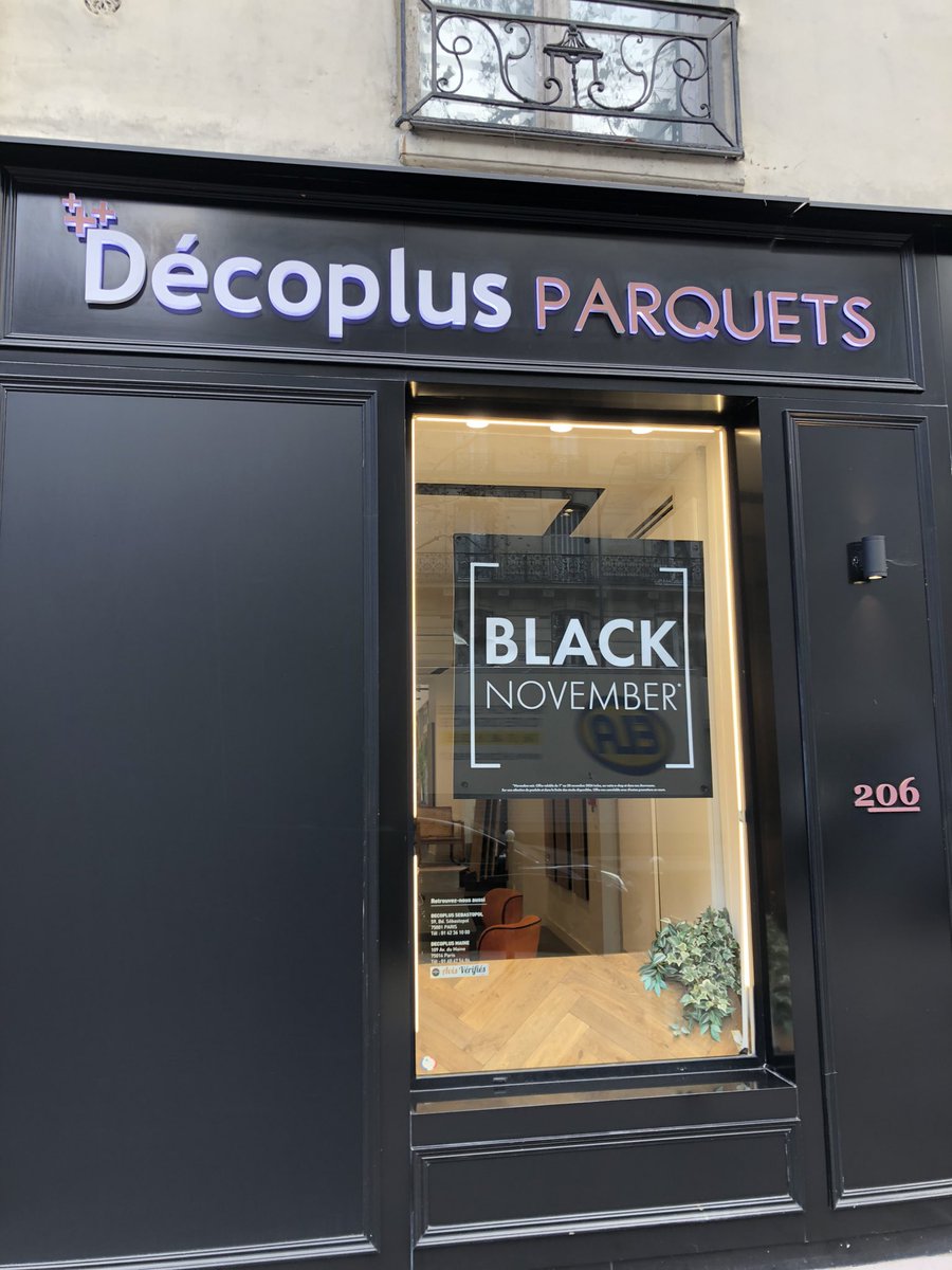 Ok, il y a 3️⃣ ans on parlait de #BlackFriday &amp; on se disait « il y a peut être 1 problème ». D’où la naissance du mouvement #GreenFriday d’ailleurs.
👉 Et là il y a des gars qui se disent « pourquoi 1 seul jour noir » ? Go pour tout le mois de novembre ! Y a encore du boulot …