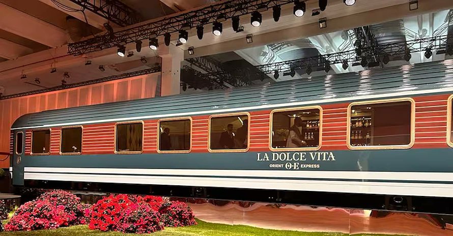 NECEanodizing's tweet photo. #LaDolceVita - #OrientExpress with about 350 aluminum items anodized by #NECE in Bronze coloring, with Vibrated Brushing and Antiscratch Treatment 3B-VB-L and Glossy Finish 3B-LP https://t.co/zgXnwPNtxJ https://t.co/I18CpdiG9m