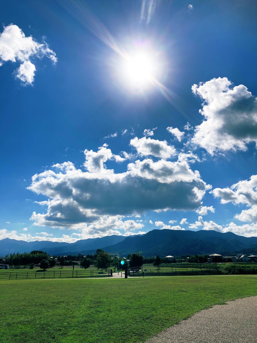 散歩してる時の空が好き