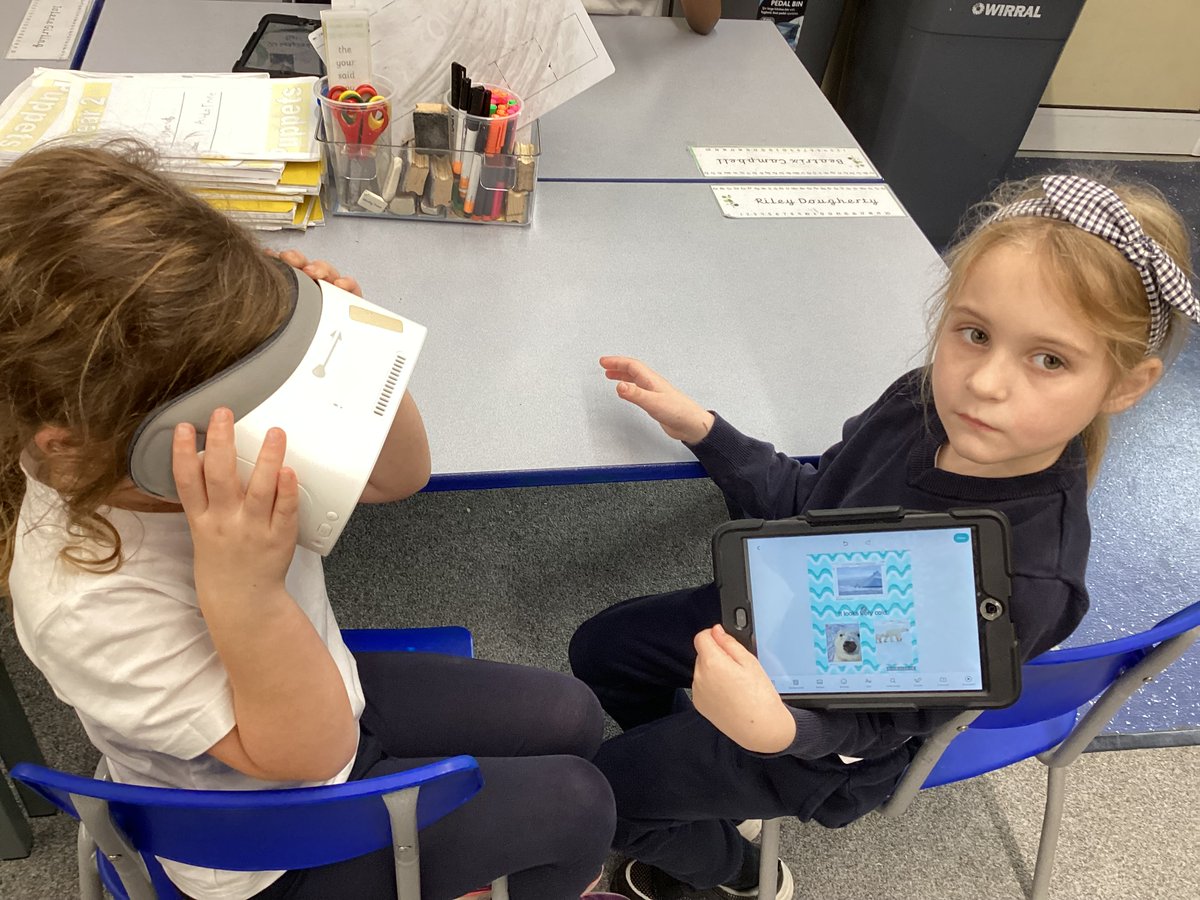 raeburnprimary's tweet image. Year 2 had a fun VR headset experience lesson this week.  We could see the Northern Lights and Arctic animals.  We also created posters about the Arctic.  
#RaeburnComputing
#RaeburnYear2
@hiimpactconsult