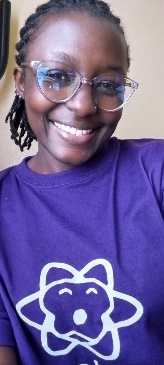 Samoina's tweet photo. What an absolute pleasure hosting today's #CodeversationThursday (happily rocking my #RenderconKE2024 tee) .
Today's was such an affirming session (for me, on why I committed to this and show up every Thursday when i can).
Such profound conversations, @Mentorlst did a good ting https://t.co/9vGlHyxZ4V