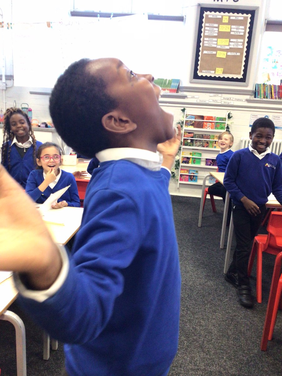 DeltaMerseyYr3's tweet photo. In Writing, we are focusing on showing character’s thoughts and feelings through actions and reactions! We’re learning to use Show Not Tell in our writing  😁👏 @DeltaMersey #MPAWriting https://t.co/Ay2c3eLJSr