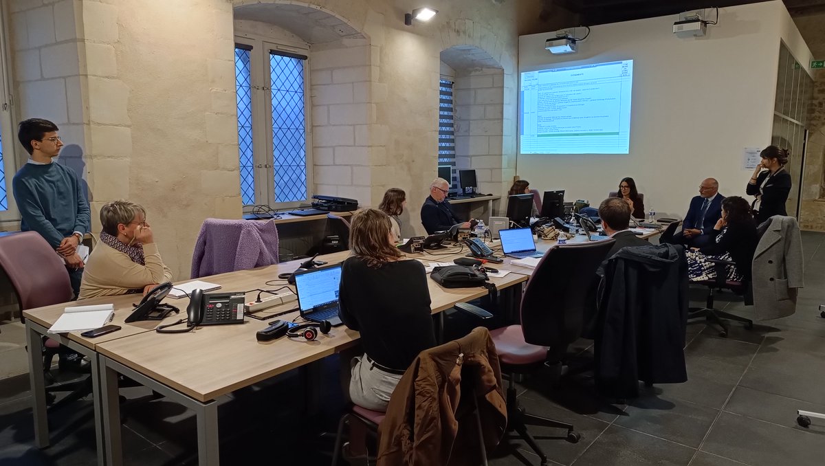 Prefet89's tweet image. #Exercice🔐
@Prefet89 a participé à un exercice simulant une #cyberattaque sur un groupe hospitalier, à l'invitation de l'@arsbfc. L'objectif est de renforcer les protocoles de sécurité et la coordination des services face à cette menace. Une priorité pour l’État dans le l'Yonne.