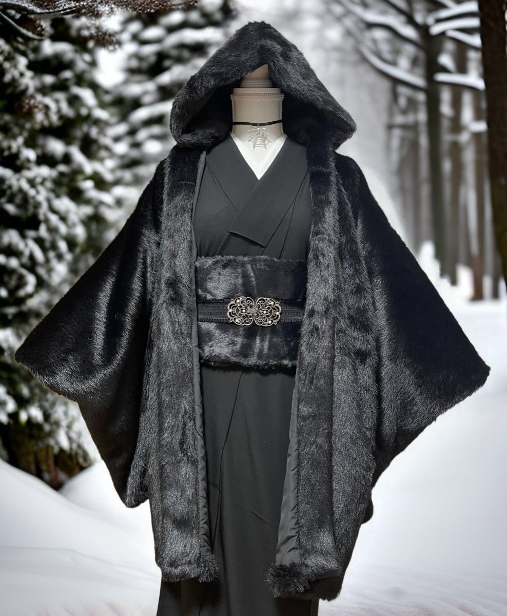 misamaru_kimono's tweet image. 【プレゼント企画🎁】

MISAMARU新作フード付きフェイクファー羽織を抽選で1名様にプレゼント！（当選後お好きな色・サイズを選べます）

【応募方法】
フォロー（@misamaru_kimono ）
リポスト（RT）&amp;amp;イイネ

応募〆切▶︎11/16(土)23:59まで
当選発表▶︎当選者にDM通知

ぜひご参加ください✨