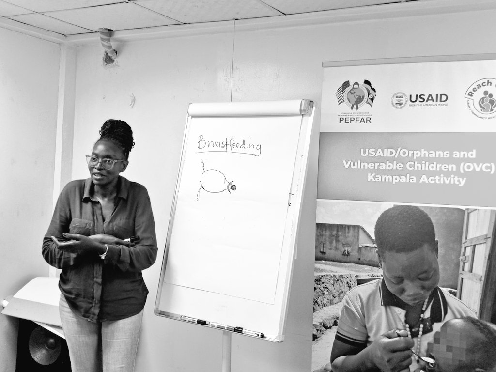 Reachoutmbuya's tweet photo. @USAIDUganda @PEPFAR ECD starts with the basics.
We have witnessed an incredible demonstration on the importance of #breastfeeding and how it's done. When men understand and support the process, it nurtures healthier generations. #ECD
#OVCKampalaActivity
@USAIDUganda https://t.co/vnToVD7KKk