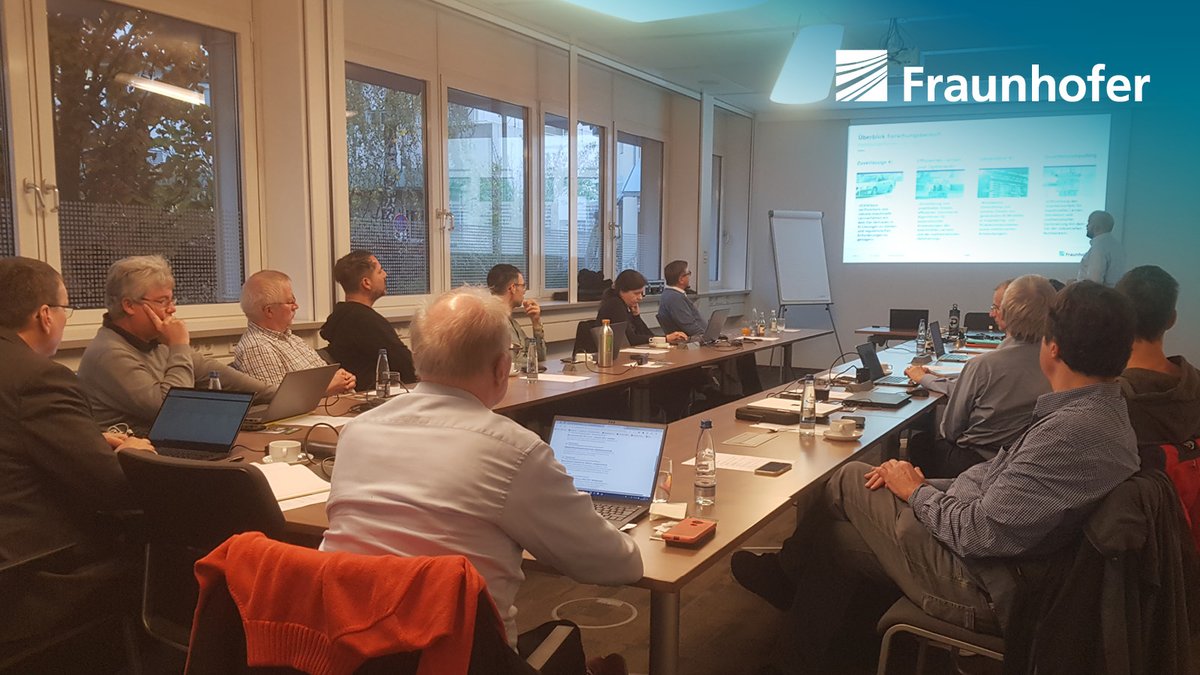FraunhoferVisio's tweet photo. Das 78. #Fraunhofer #Vision-Treffen am @FraunhoferIPA bot neben Fachvorträgen zu #KI und #MachineLearning auch die #Demo von #AI-#Picking-Systemen. In der Sitzung tauschten sich die Mitgliedsinstitute über gemeinsame #Projekte und die weitere #Zusammenarbeit aus!
@Fraunhofer https://t.co/9F4PxngL0k