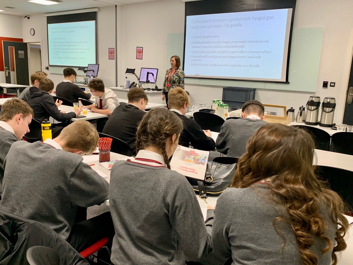 Prof Eleri Rosier (@profelerirosier) on Twitter photo Lovely to welcome pupils from all 3 Welsh medium secondary schools in Cardiff to re-launch our <a href="/cardiffbusiness/">Cardiff Business School</a> Leaders Course in a joint project with <a href="/cardiffmet/">Cardiff Metropolitan University</a>. We discussed the circular economy and <a href="/flawsomedrinks/">Flawsome!</a> and had a tour of our <a href="/cardiffuni/">Cardiff University</a> campus 🏴 Lovely to welcome pupils from all 3 Welsh medium secondary schools in Cardiff to re-launch our <a href="/cardiffbusiness/">Cardiff Business School</a> Leaders Course in a joint project with <a href="/cardiffmet/">Cardiff Metropolitan University</a>. We discussed the circular economy and <a href="/flawsomedrinks/">Flawsome!</a> and had a tour of our <a href="/cardiffuni/">Cardiff University</a> campus 🏴