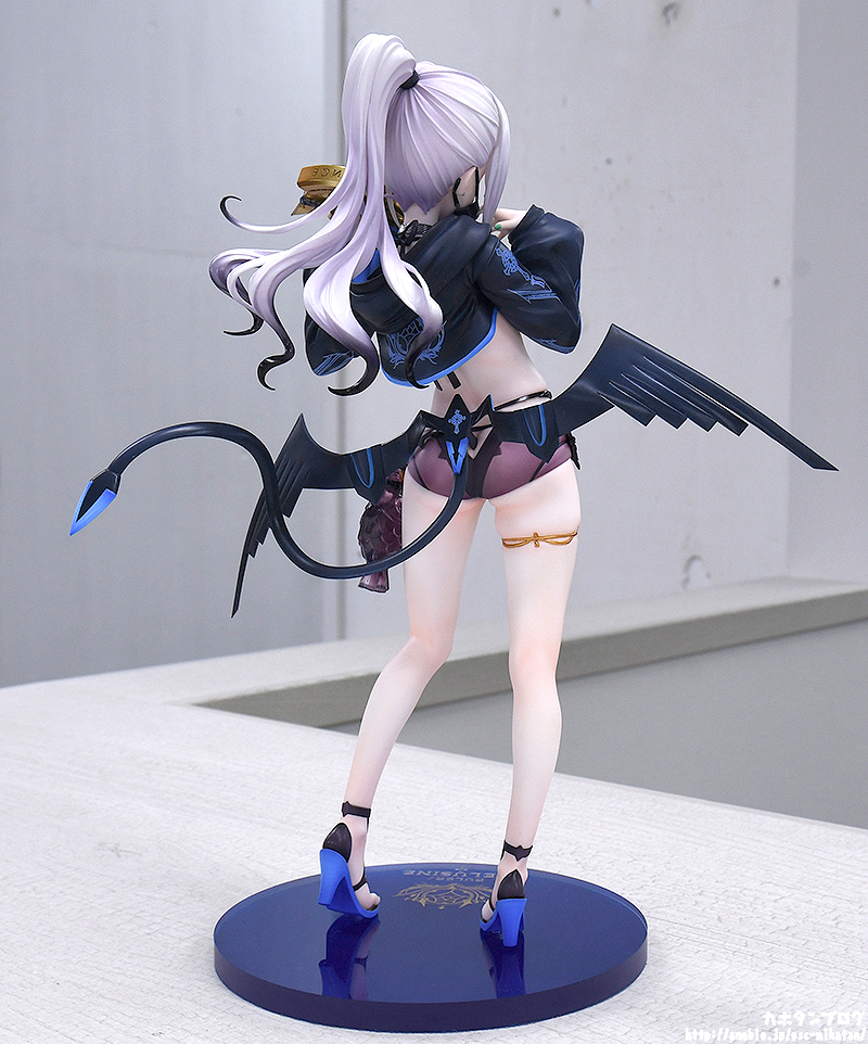 水着メリュジーヌのフィギュアご予約が15日より開始でございます