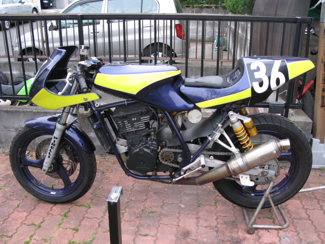 yukky_rt's tweet photo. 在りし日のカワサキCS250、MS-2レーサー
#CS250 #250CS #カジュアルスポーツ https://t.co/ZFcFA8CfAg