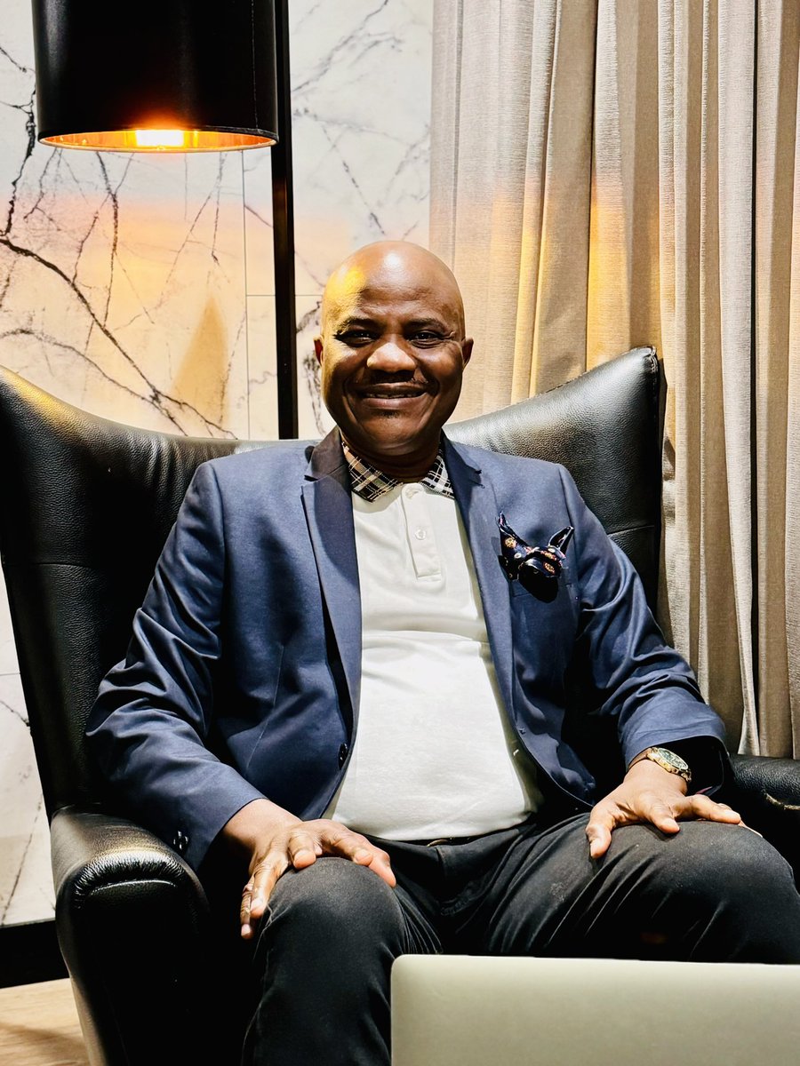 dolawanle's tweet image. BODY ODOUR

Body odour is an invisible enemy. I had just arrived in the UK in 1990, and I was doing a cleaning job. 

After a few weeks, the supervisor pulled me aside and said, “Dele, you should use deodorant and antiperspirants after bathing.” I said thank you, and from that…