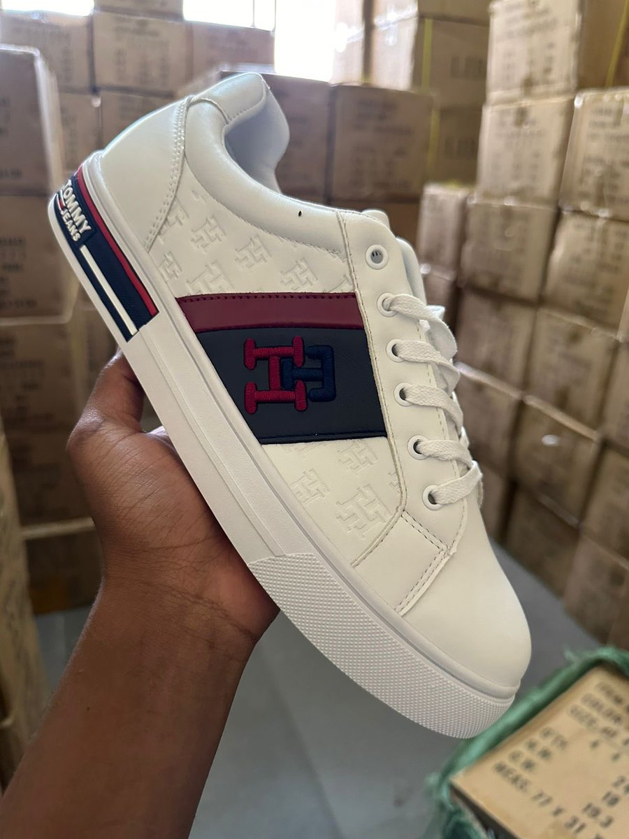 CarolyneNje's tweet photo. Elevate your everyday look with Tommy Hilfiger Casuals β where style meets comfort. Perfect for any day, any way. Discover the new addition to our lineup! #TommyHilfiger #CasualClass #DripEmporium
Tommy Hilfiger Casual π₯π₯π₯
Sizes: 40 - 45 β
π·οΈ Price: Ksh 3,500
βοΈ 0722617418 https://t.co/EPQGaxZ31C