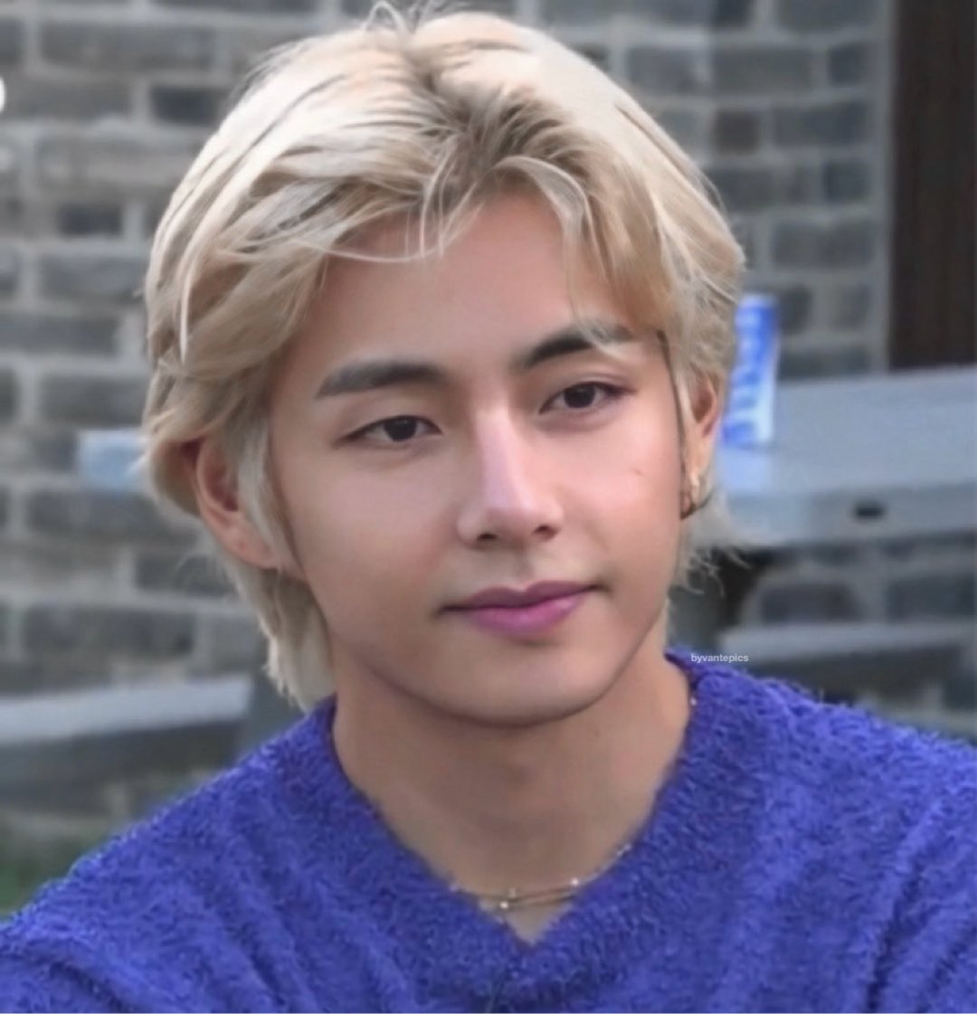 500 replies 2,0K rts 

I vote for #V at #2024MAMAVOTE