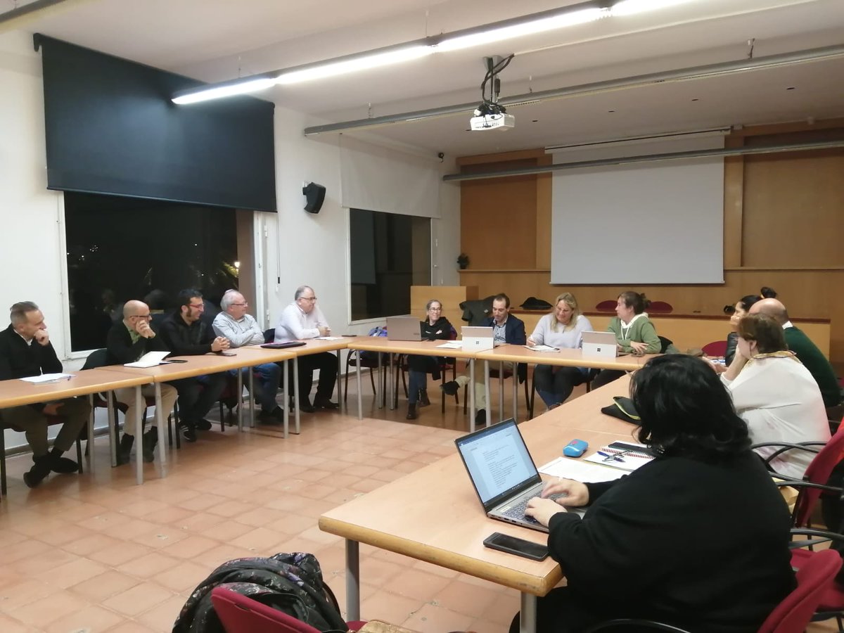 Ahir, el Consell Municipal de Cooperació, Pau i Solidaritat es va reunir per presentar els projectes iniciats el 2024 i definir noves accions per al 2025!
Amb ganes de seguir construint un futur més just i sostenible per a tothom. 
#Cooperació #Pau #Solidaritat #Agenda2030 #ODS