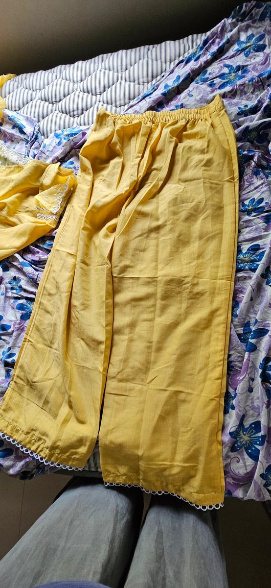 ShwethaMenon's tweet photo. @myntra @MyntraSupport @Everyone
It's mre than a week since I asked Myntra to process the return for a wrong product (costing me 1.7K and not even worth it). I've provided all the necessary details, but still no support. I feel cheated by Myntra &amp; FIORRA. Please take action imdly https://t.co/s0ti2Ry5n1