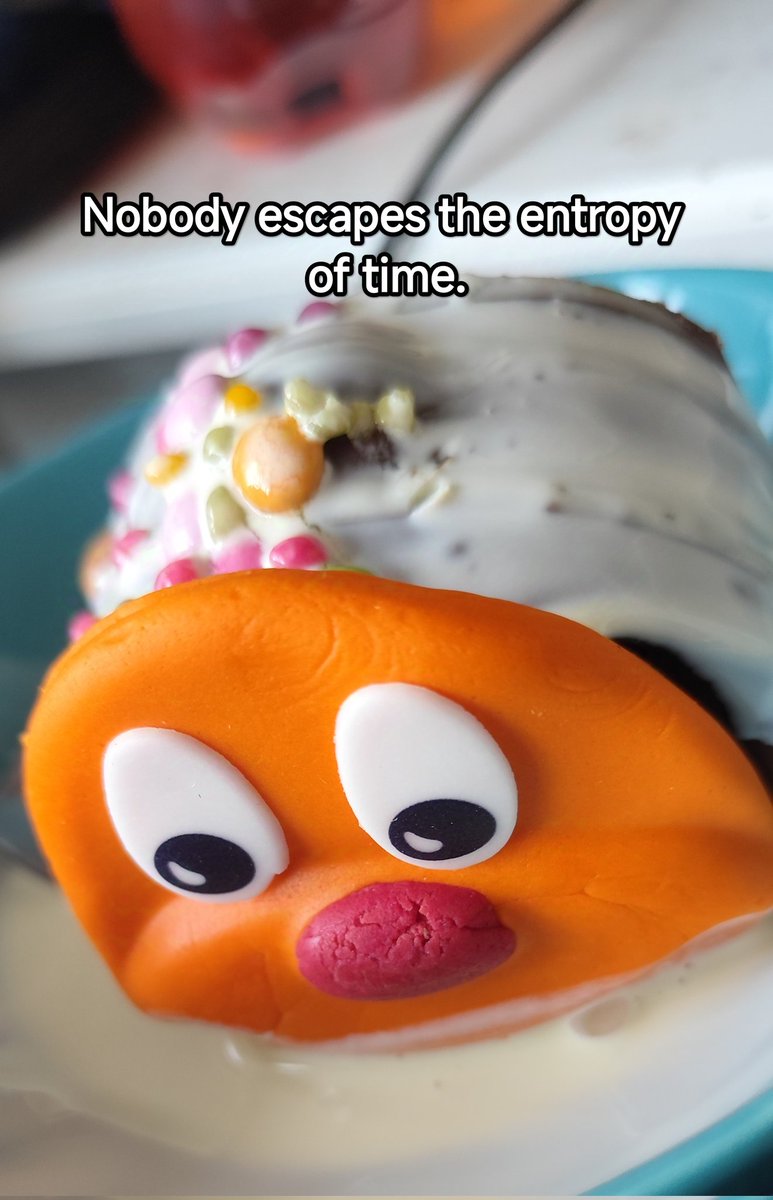 JackBooleh's tweet photo. It's ma birthday! https://t.co/6BP9dF8gnk