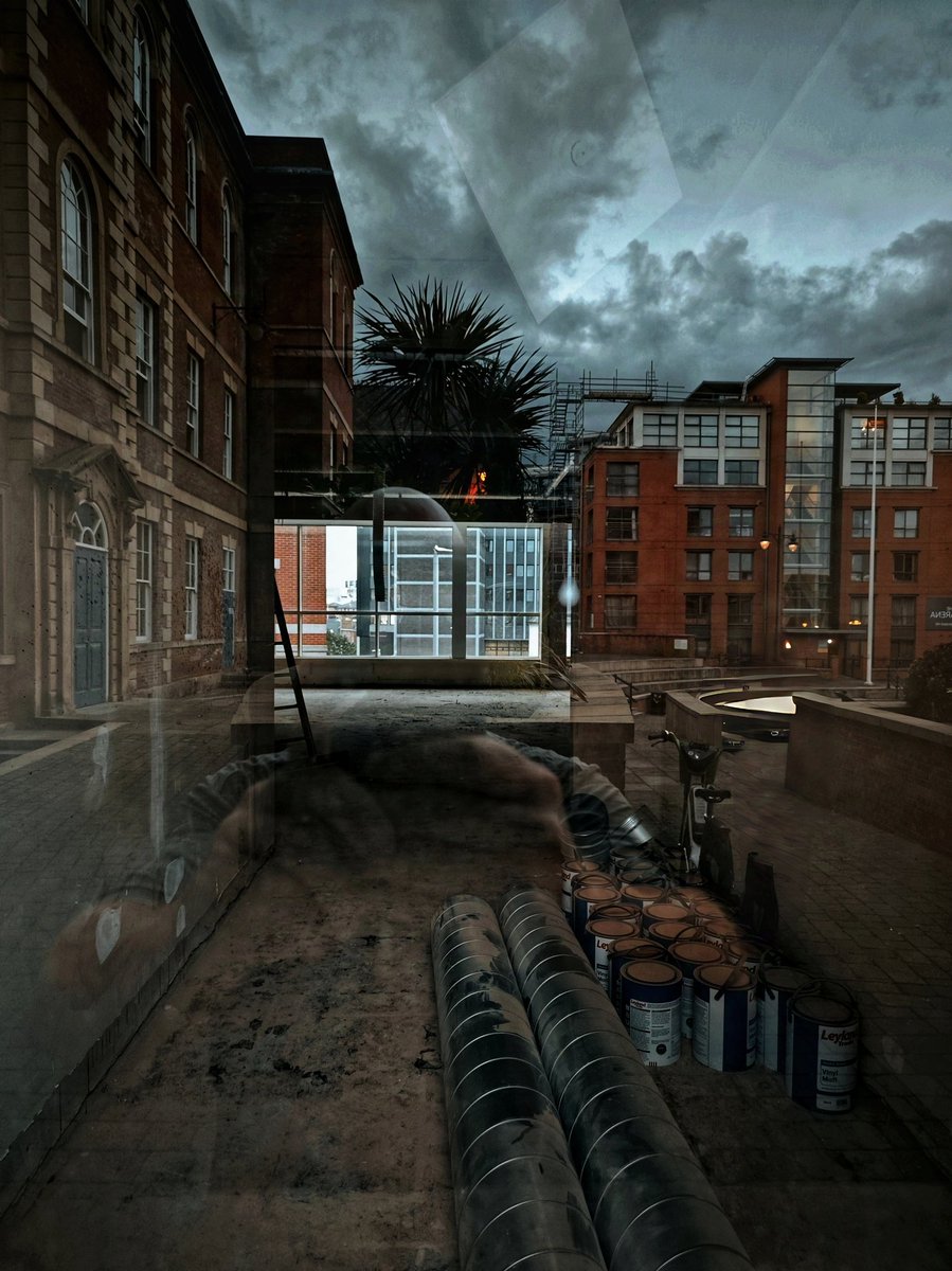 justin_kadafi's tweet photo. Reflection photography
#reflectionphotography #reflection #Leica #summicron #summicronlens #leicasummicron #photography #BehindTheMasterpiece #MasterpieceInSight https://t.co/XBbxpluhxi