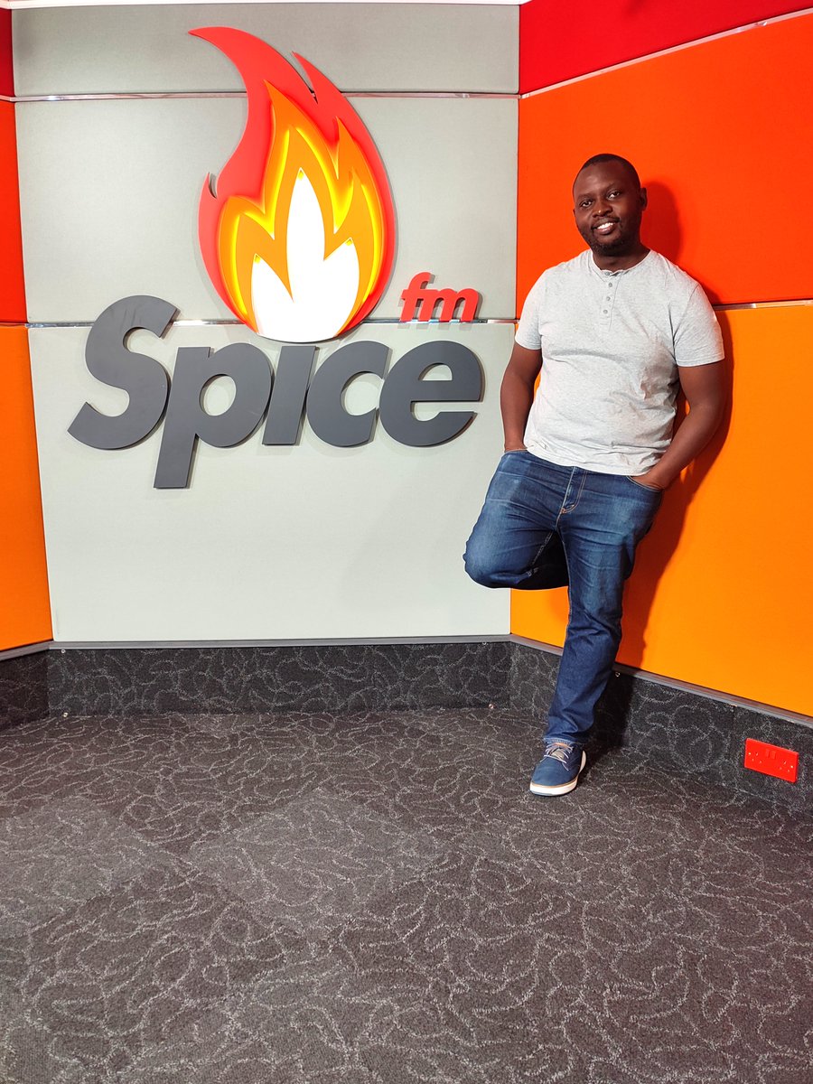 SpiceFMKE's tweet photo. What do you want to listen to this Thursday?
Tune in for the mix with Dj Ceda! 

#OfficeParty #CedaOnTheDecks #SpiceMix

@DeejayCeda https://t.co/OckR7XnNzF