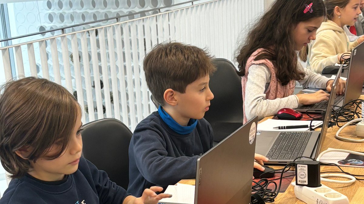 InVision tweet media