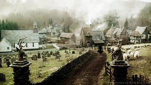 manoghosts's tweet photo. Ahead of Sleepy Hollow’s 25th Anniversary on 19/11/24 I paid a visit to the vast estate of ‘Culden Faw,’ location of the film’s exterior town shots in Hambleden, Bucks. An incredible place, full of atmosphere and very New York State-esque. Many pheasants, luckily zero horseman… https://t.co/LgHQrSoxDM