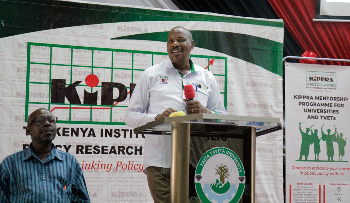 KIPPRAKENYA's tweet photo. Mr Wangai Gashoki from @NACADAKenya enlightens the @TaitaTavetaUni students on the foundations of productivity of youth in employment, including healthy living, character development and the effects of alcohol and drug abuse. #KMPUTs #ThinkingPolicyTogether https://t.co/C1HAC6Jd2L