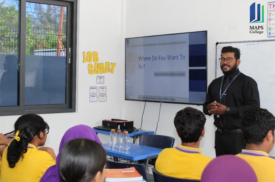 MAPS College conducted a session on career guidance and exam writing skills for the the students of Billabong High International School, Addu Campus.