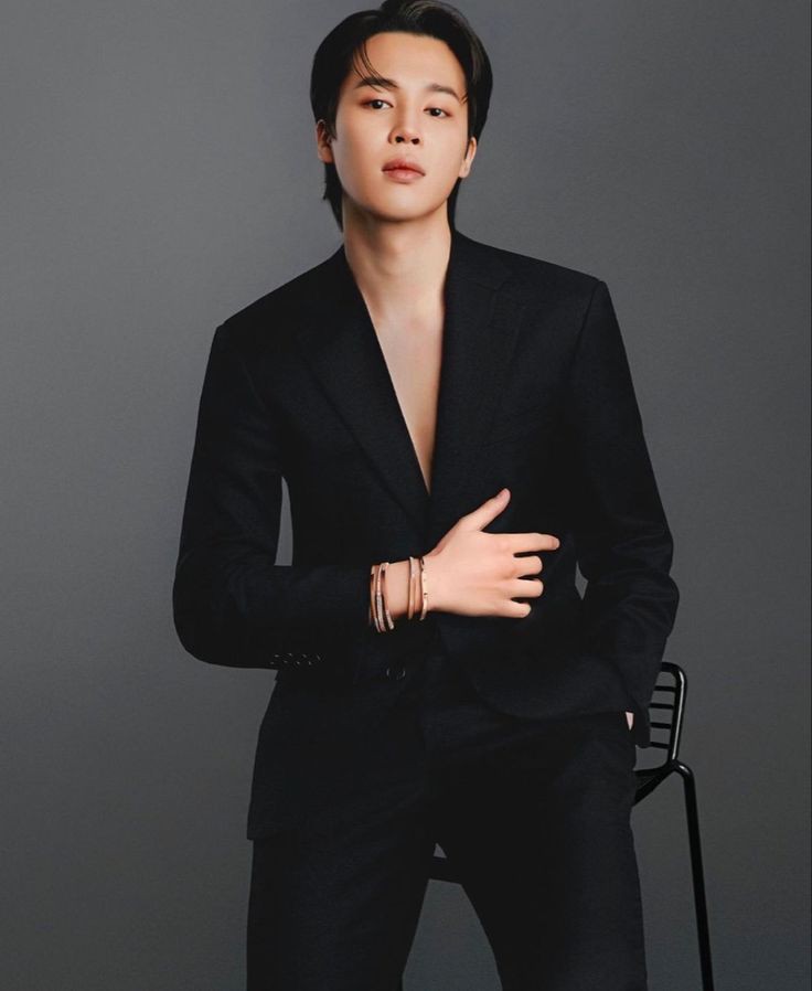jimin_lil_devil's tweet photo. OMGGGGG WE ONLY HAVE 30 HR FOR MAMA AWARD 🏆

Reply n retweet everyone!!!! 

RT - 1 Vote 
RL - 1 Vote 

RL &amp; RT × 10000000 👇🏻👇🏻👇🏻
I vote #jimin at #2024MAMAVOTE https://t.co/MqtJ3LrMJc